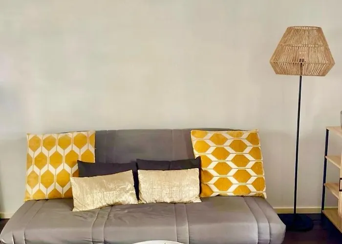 Apartment Centre Joli T2 Grandval